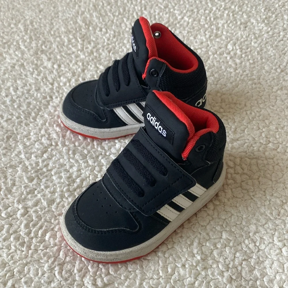 Adidas Baby Unisex High-Top Sneaker
